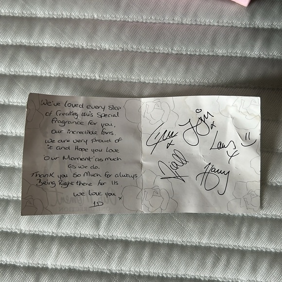 BOX ONLY One Direction 1D Our Moment Eau De Parfum 1.7fl oz BOX ONLY note inside - Picture 6 of 6